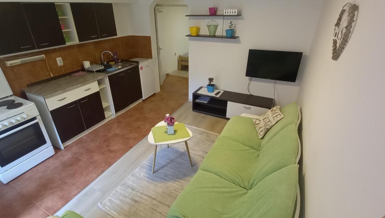 Jani Apartment City Skopje City ​​Center エクステリア 写真