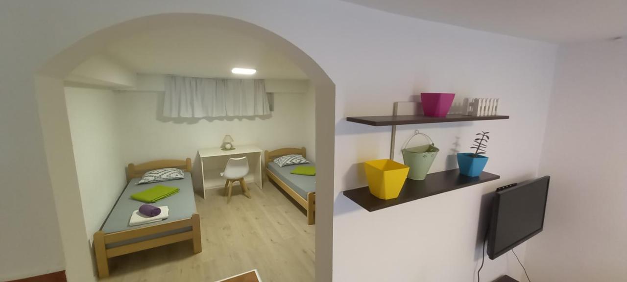 Jani Apartment City Skopje City ​​Center エクステリア 写真